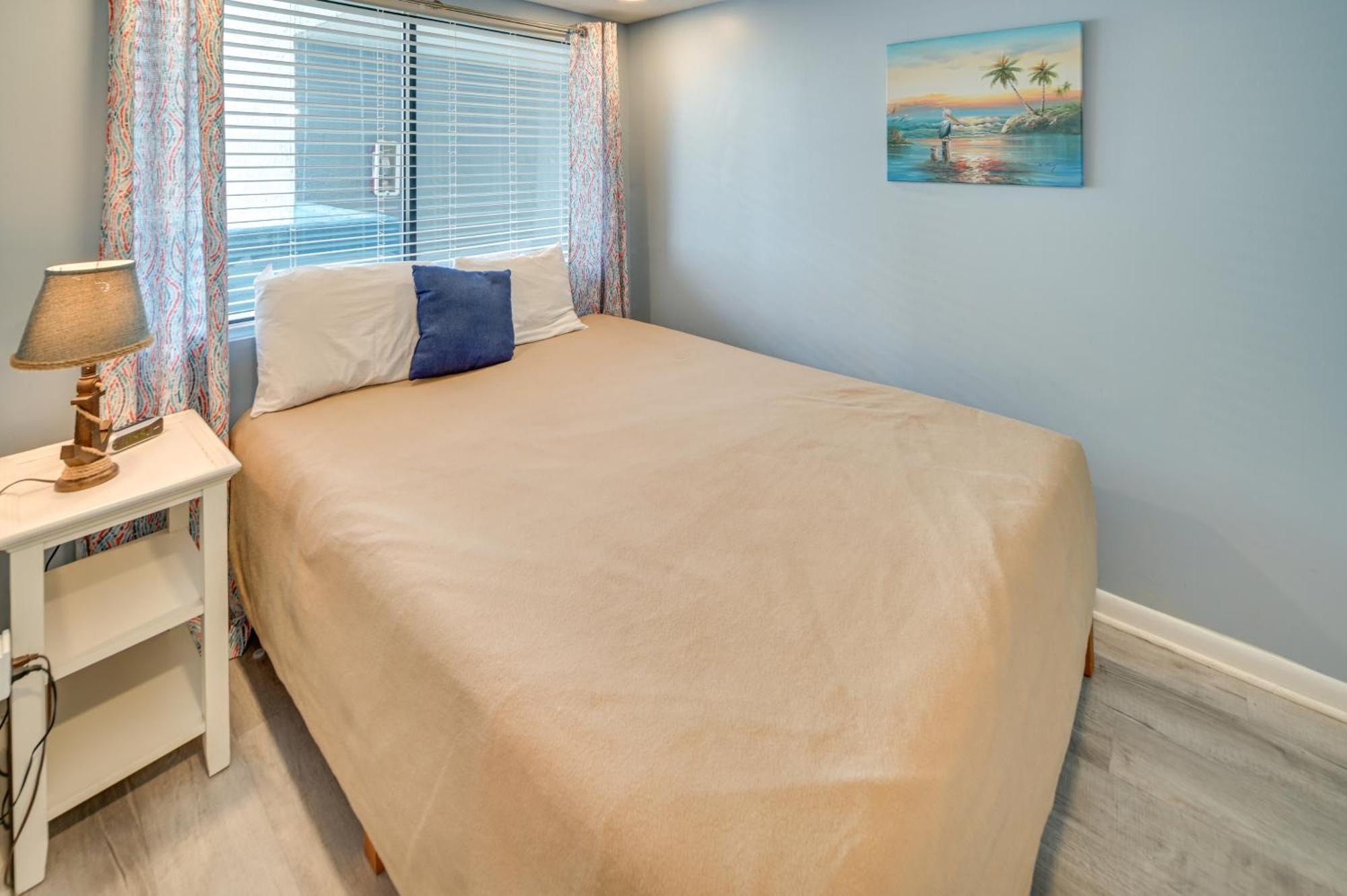 Cozy Coastal Condo With Airy Oceanfront Balcony 미를 비치 외부 사진