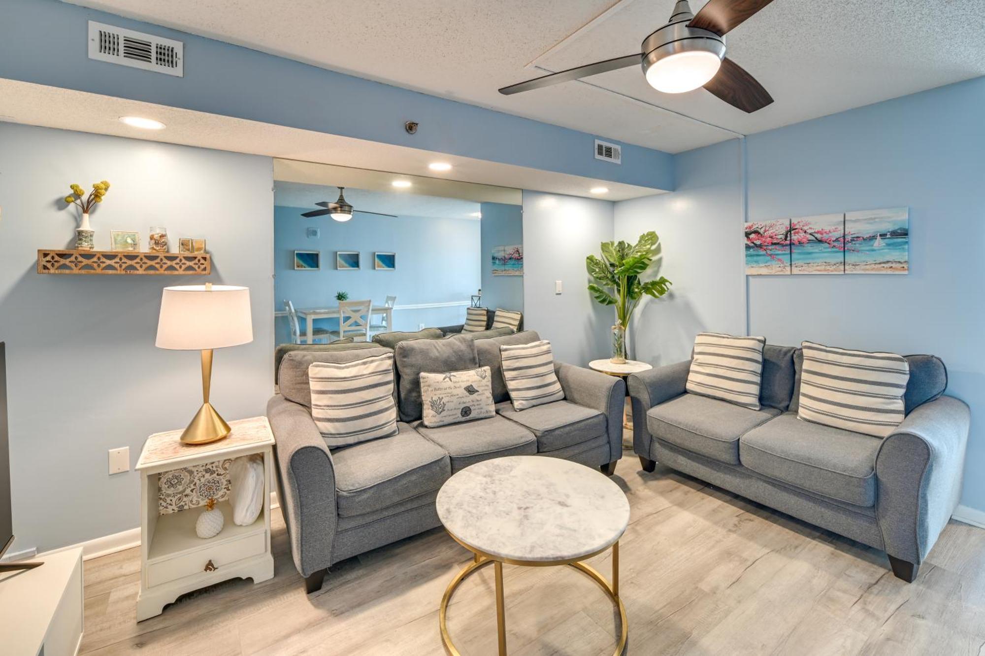 Cozy Coastal Condo With Airy Oceanfront Balcony 미를 비치 외부 사진